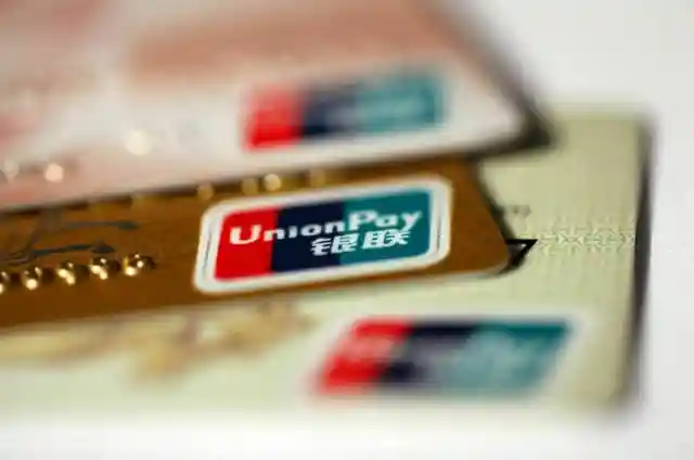 Спешить ли оформлять карту UnionPay?