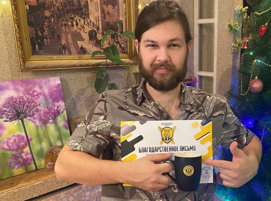 «Барс» продолжает дарить подарки за истории