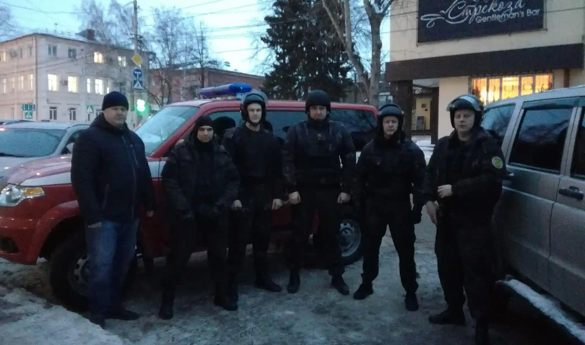 Сотрудники Барс спасли «заложников»