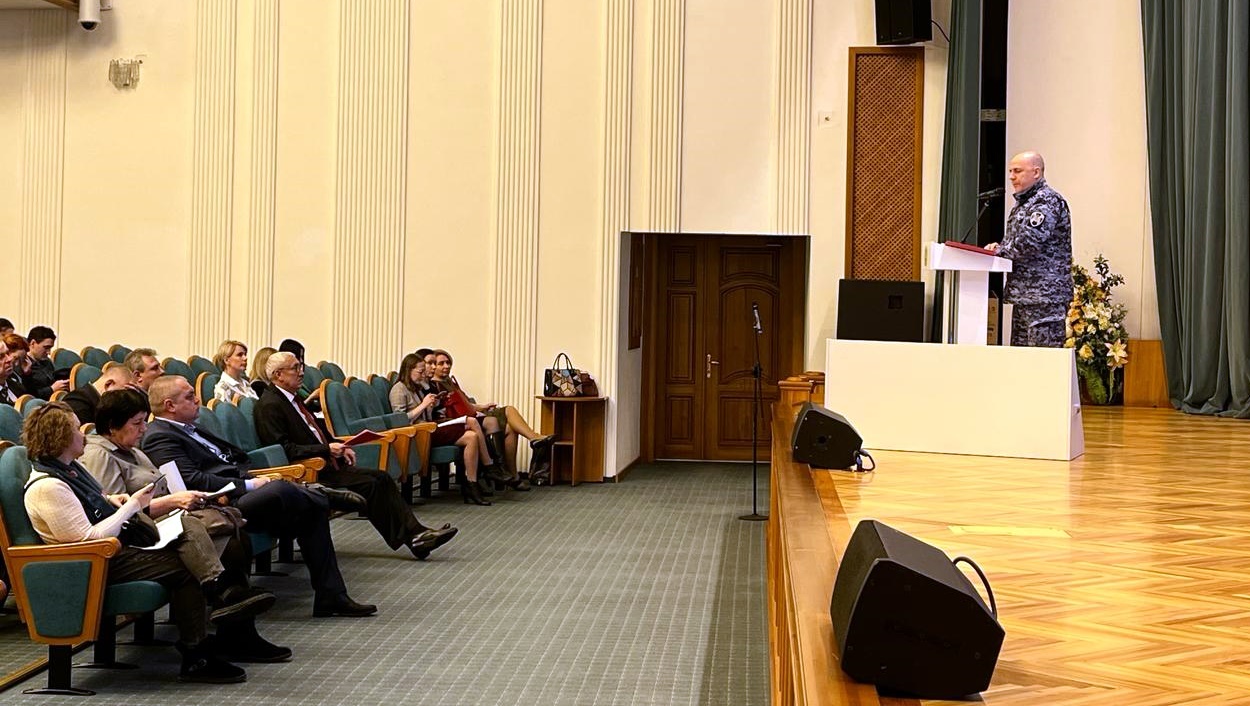 Томичи обсудили вопросы обеспечения безопасности на объектах социальной сферы