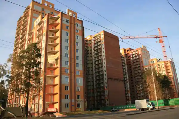 Новостройки хотят оборудовать зонами спасения на крышах